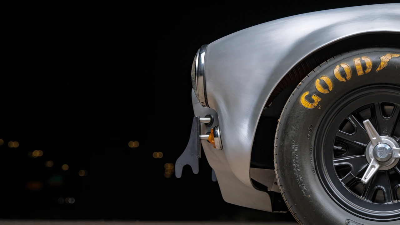 Shelby Cobra Replica - Image 31 of 31
