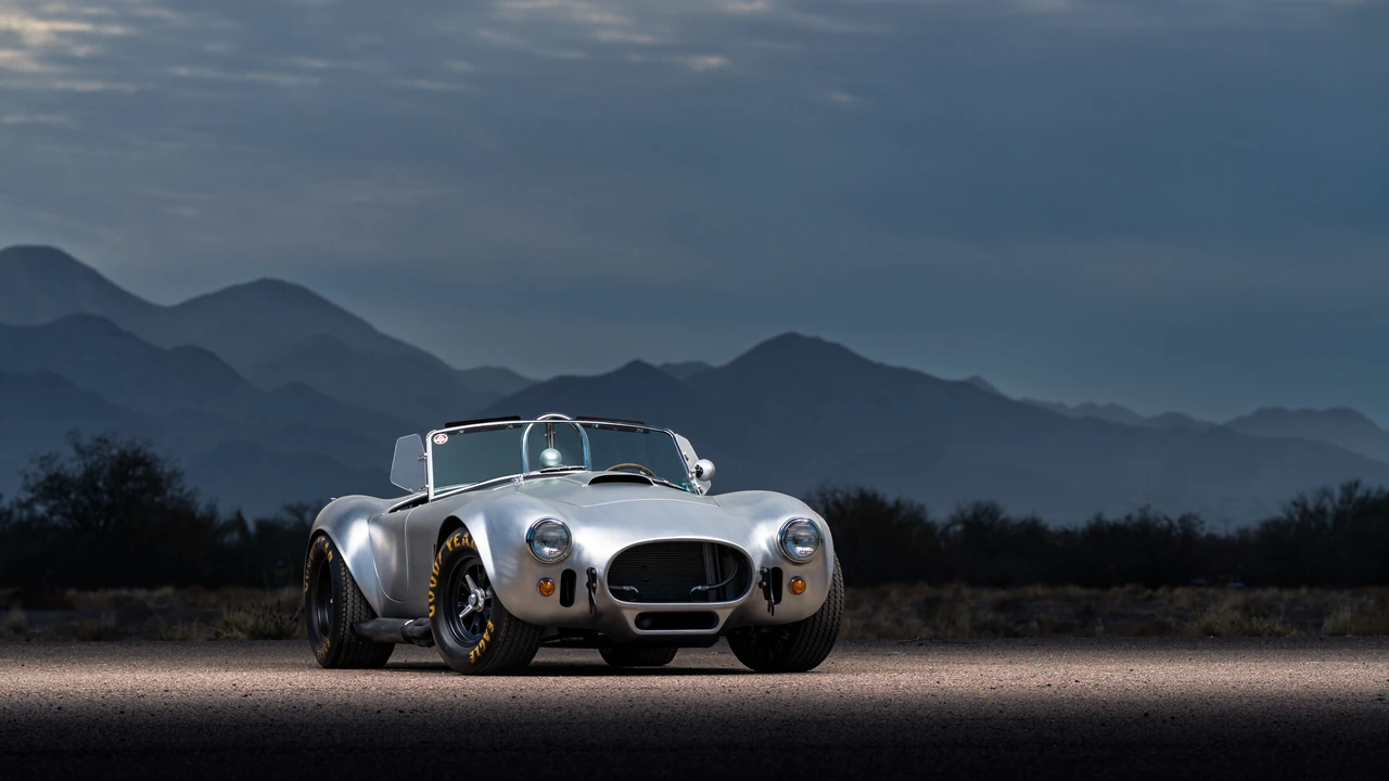 Shelby Cobra Replica - Image 7 of 31