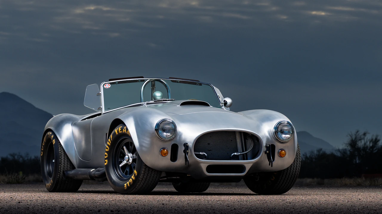 Shelby Cobra Replica - Image 8 of 31
