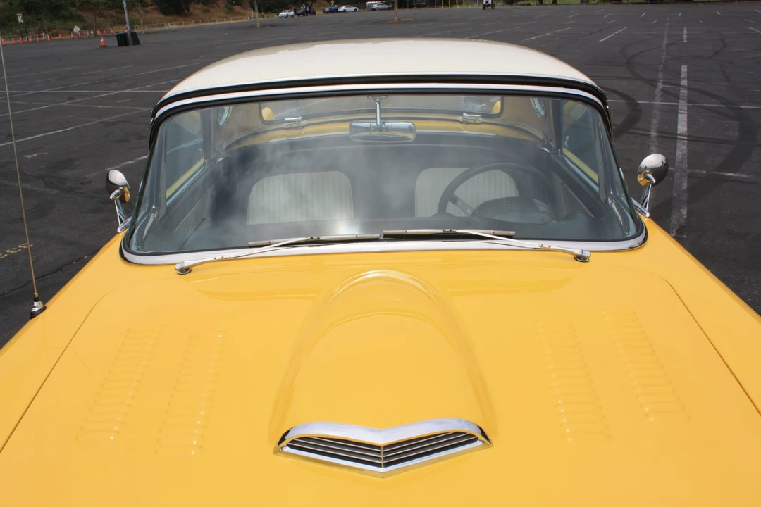 1955 Ford Thunderbird 1st Gen - Image 28 of 31