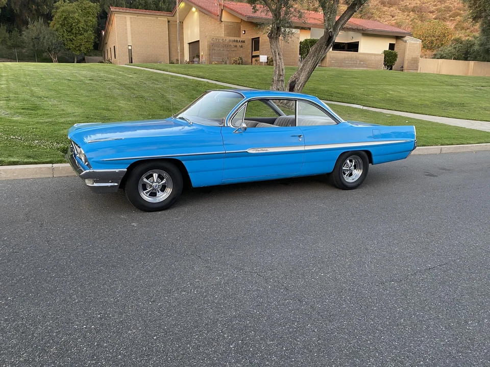 1961 Pontiac Tempest - Image 7 of 31
