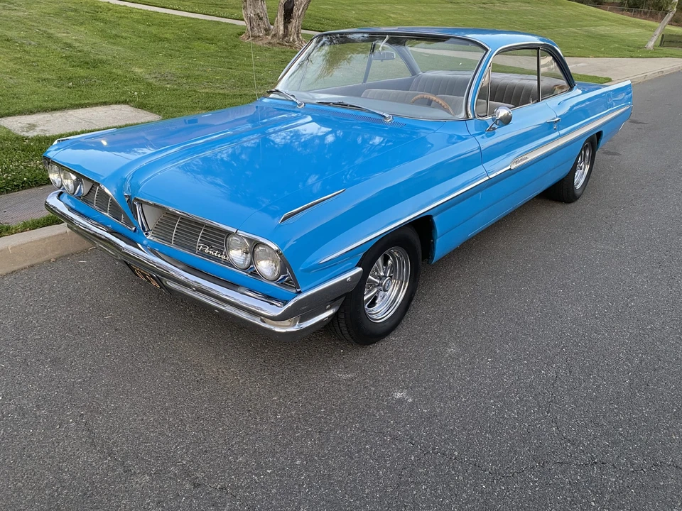 1961 Pontiac Tempest - Image 2 of 31