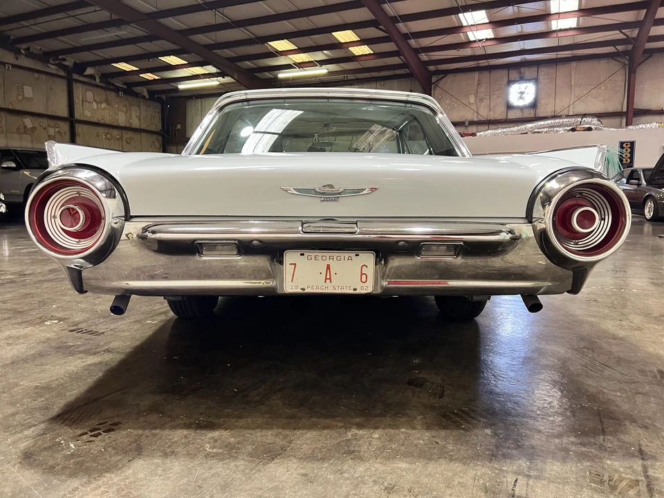 1962 Ford Thunderbird 3rd Gen - Image 21 of 31