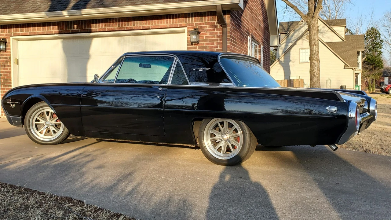 1962 Ford Thunderbird 3rd Gen - Image 6 of 31
