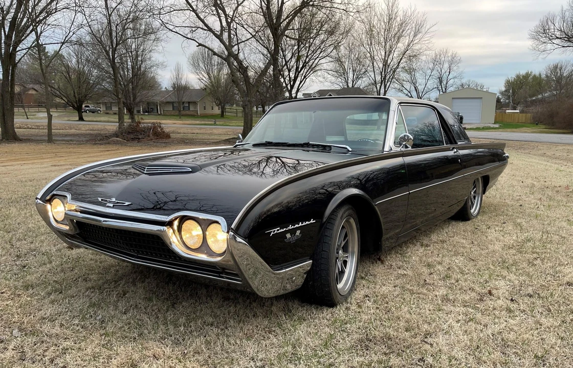 1962 Ford Thunderbird 3rd Gen - Image 2 of 31