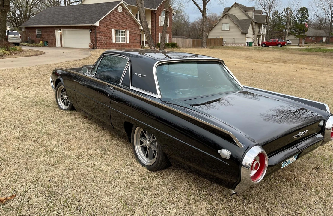 1962 Ford Thunderbird 3rd Gen - Image 7 of 31