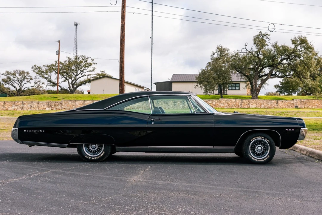 1967 Pontiac Bonneville 3rd Gen - Image 9 of 31