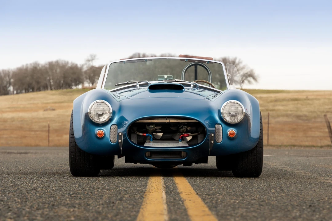 Shelby Cobra Replica - Image 3 of 31