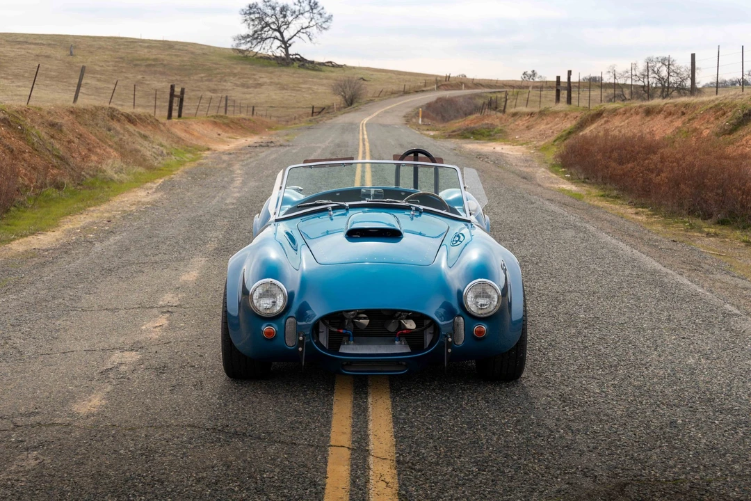 Shelby Cobra Replica - Image 4 of 31