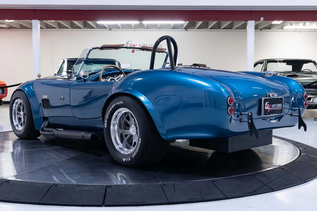 Shelby Cobra Replica - Image 15 of 31