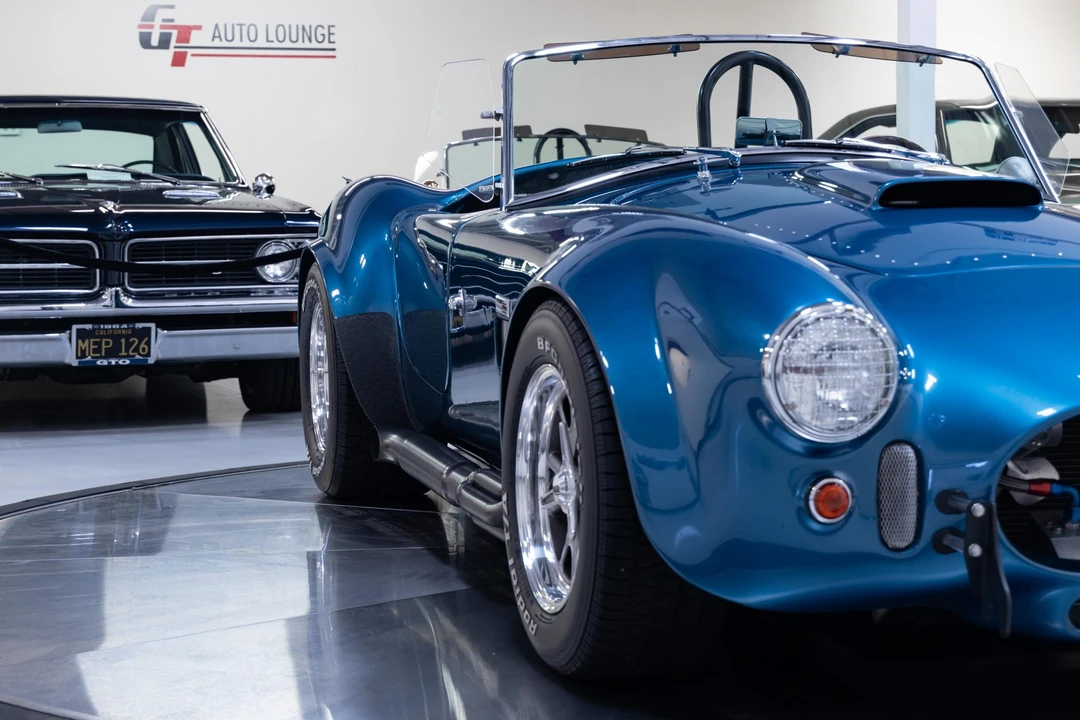 Shelby Cobra Replica - Image 25 of 31