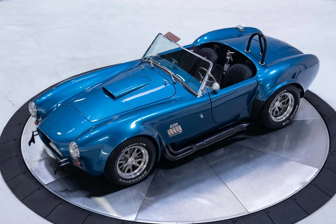 Shelby Cobra Replica - Image 22 of 31