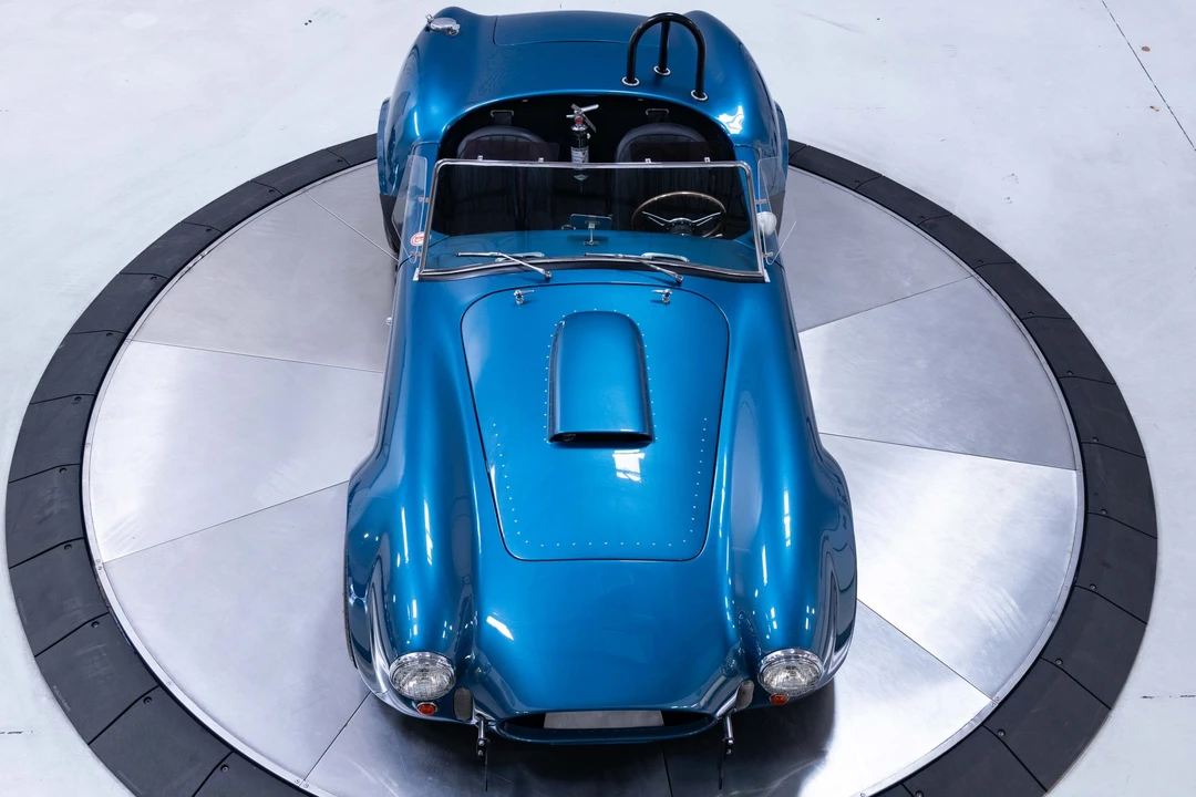 Shelby Cobra Replica - Image 21 of 31