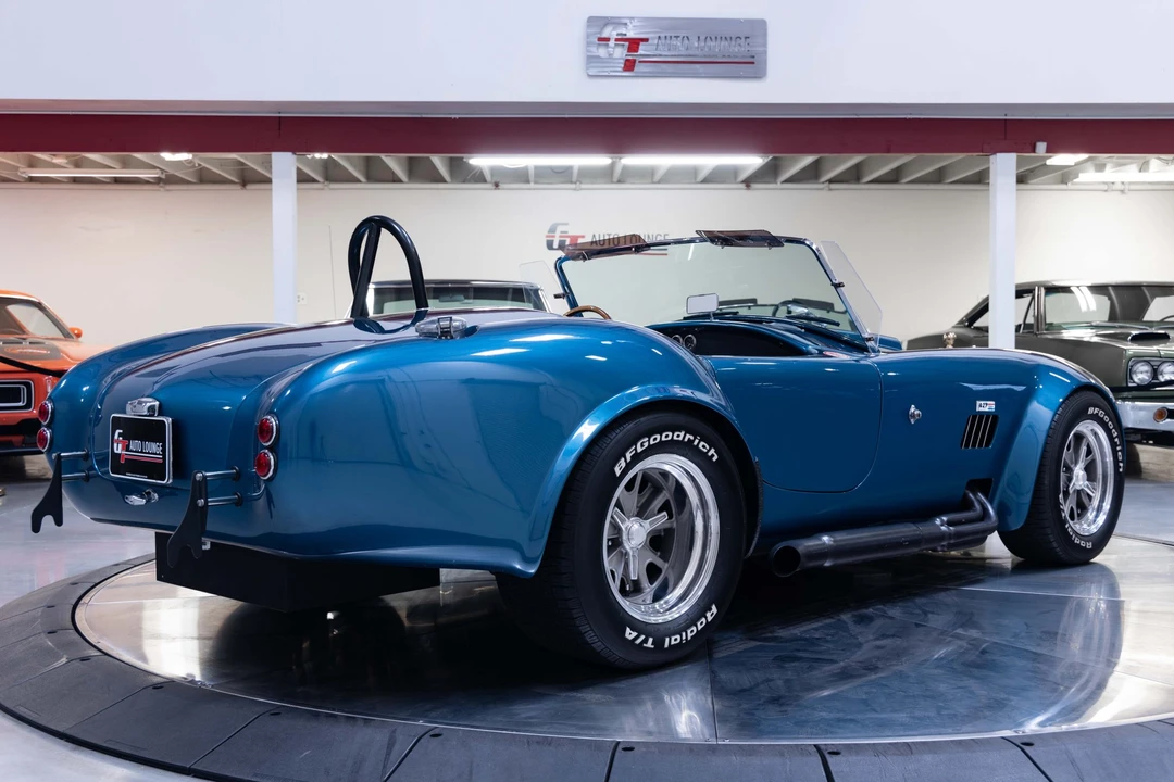 Shelby Cobra Replica - Image 18 of 31