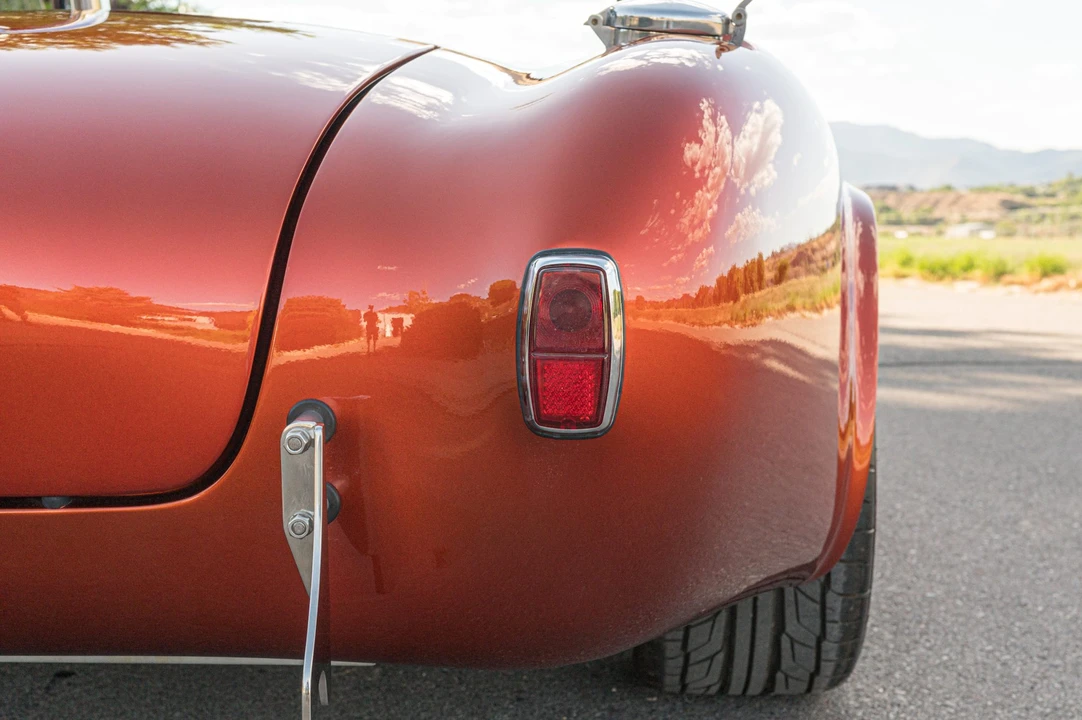 Shelby Cobra Replica - Image 29 of 31