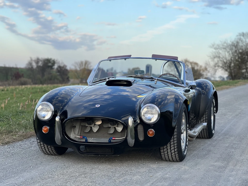 Shelby Cobra Replica - Image 8 of 31