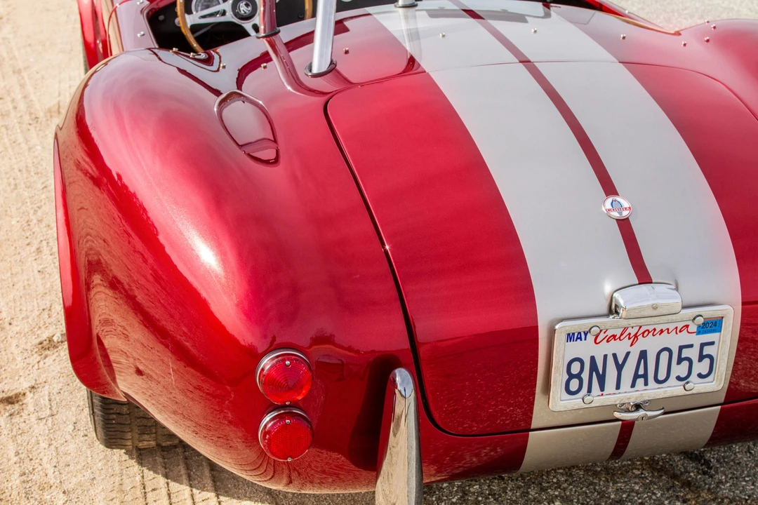 Shelby Cobra Replica - Image 21 of 31