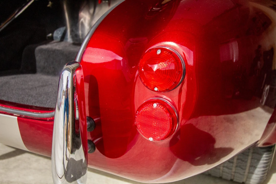 Shelby Cobra Replica - Image 16 of 31