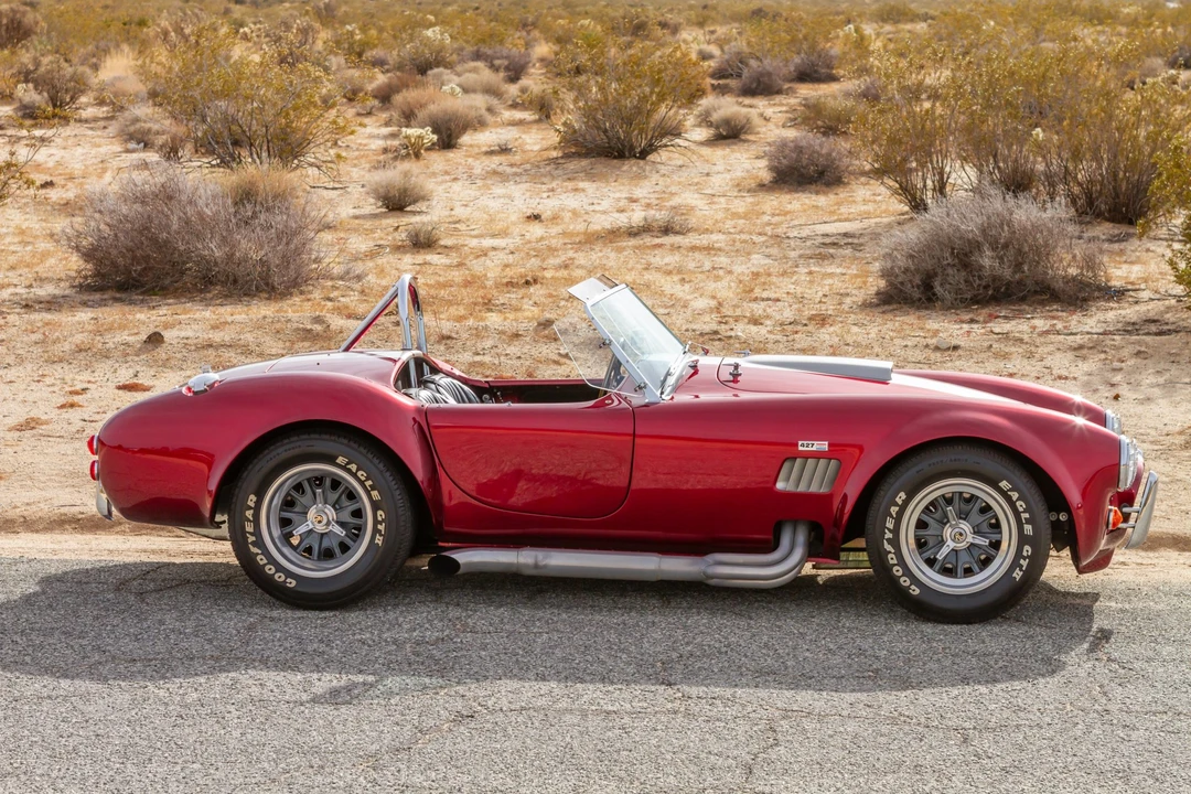 Shelby Cobra Replica - Image 8 of 31