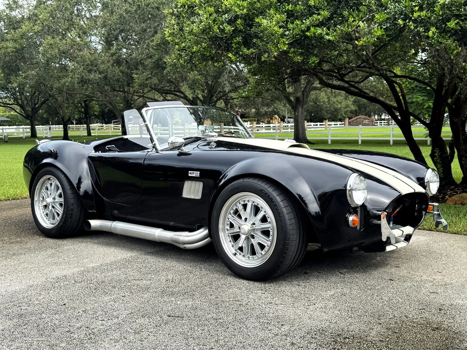 Shelby Cobra Replica - Image 7 of 31