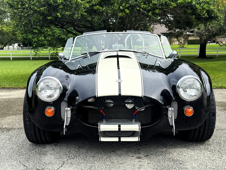 Shelby Cobra Replica - Image 5 of 31