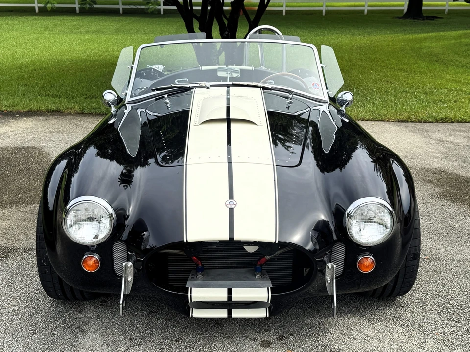 Shelby Cobra Replica - Image 4 of 31