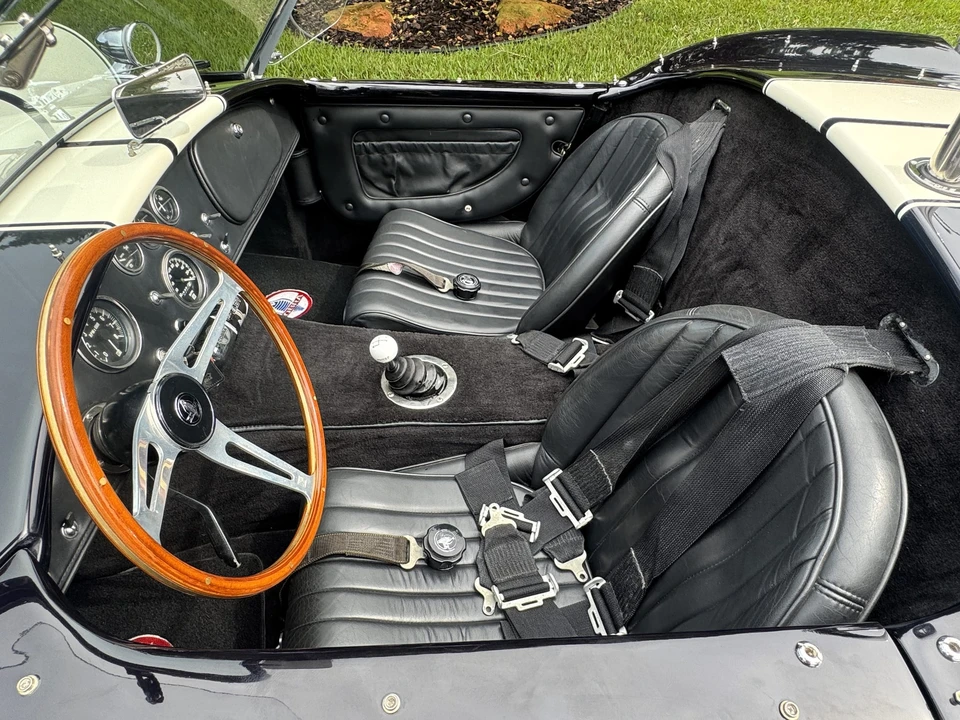 Shelby Cobra Replica - Image 28 of 31