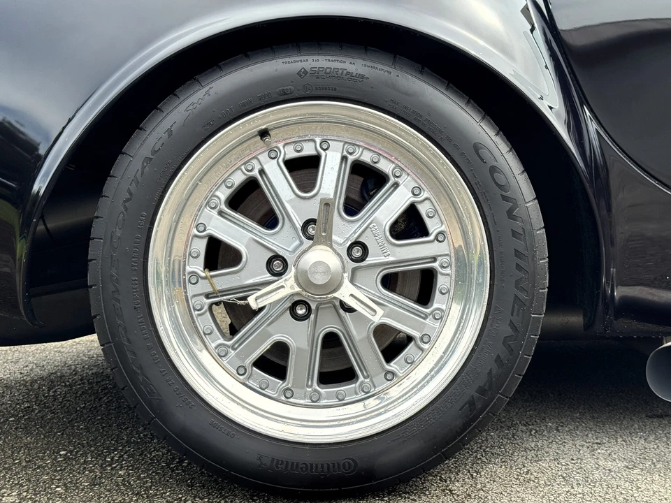 Shelby Cobra Replica - Image 26 of 31