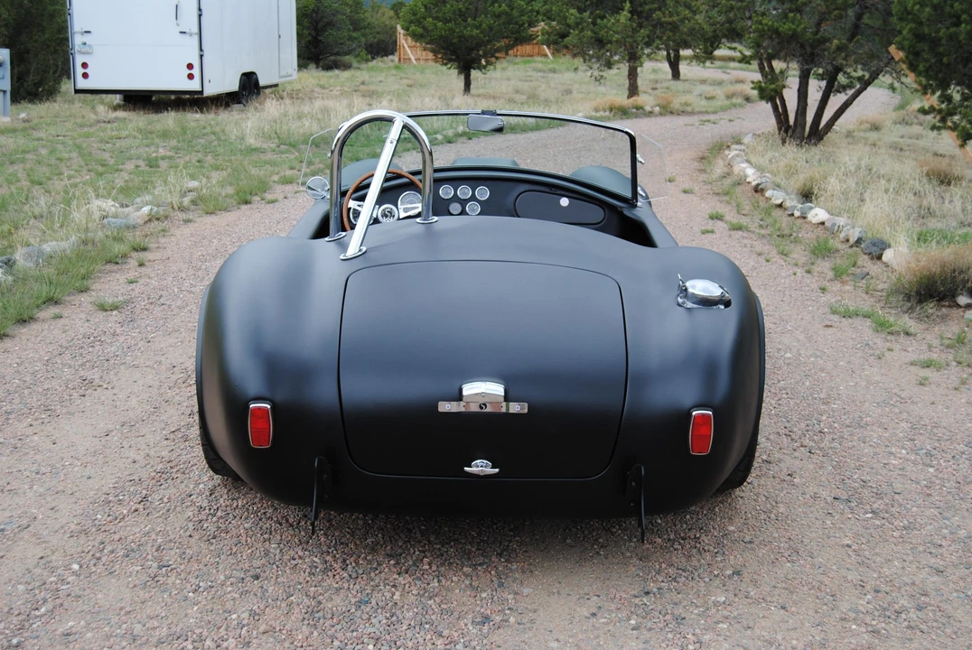 Shelby Cobra Replica - Image 14 of 31