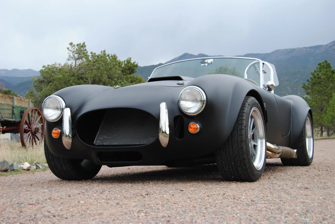 Shelby Cobra Replica - Image 4 of 31