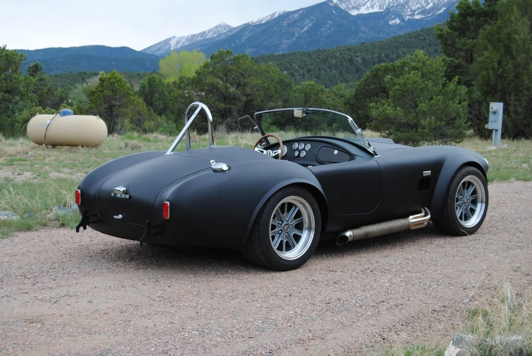 Shelby Cobra Replica - Image 13 of 31