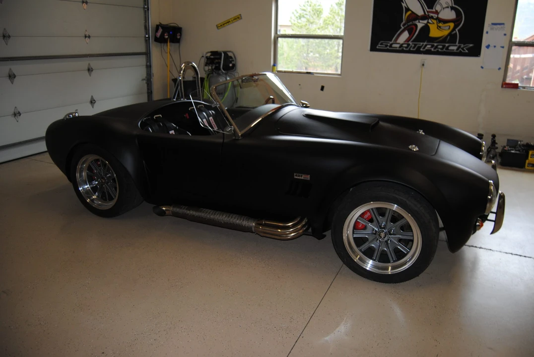Shelby Cobra Replica - Image 25 of 31