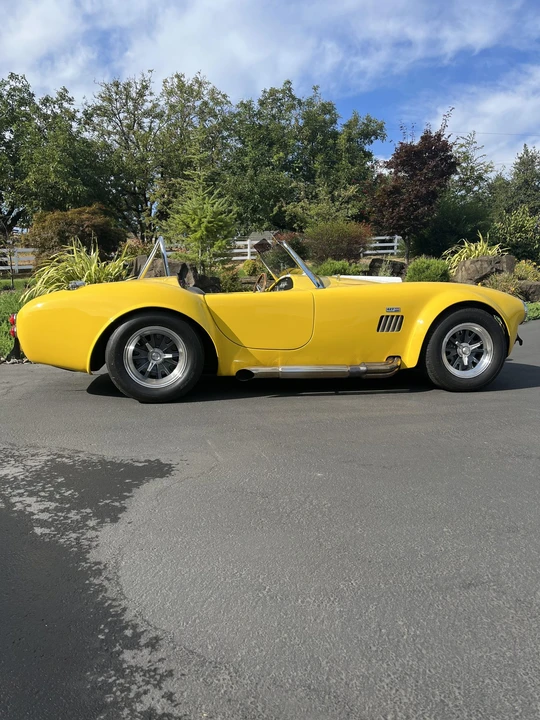 Shelby Cobra Replica - Image 18 of 31