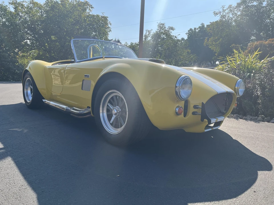 Shelby Cobra Replica - Image 3 of 31