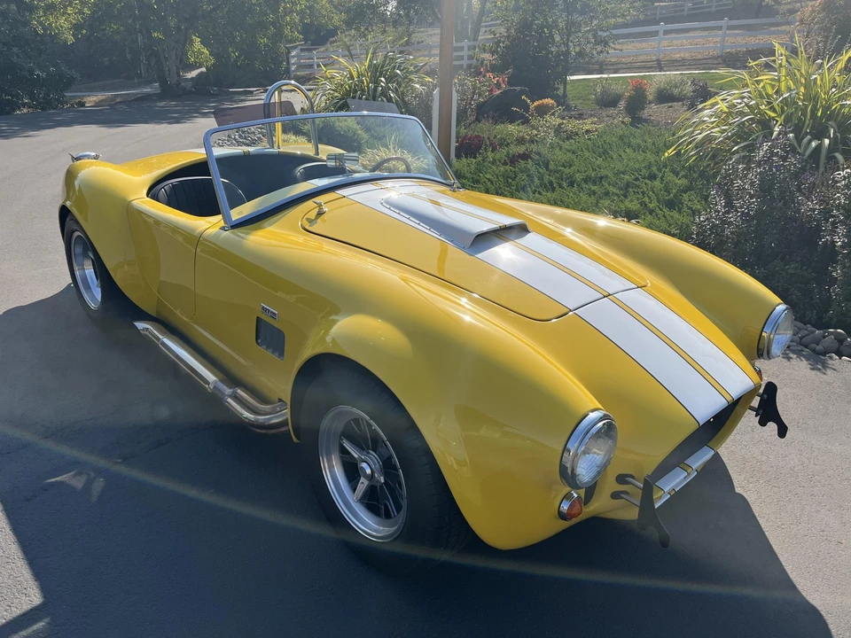 Shelby Cobra Replica - Image 2 of 31