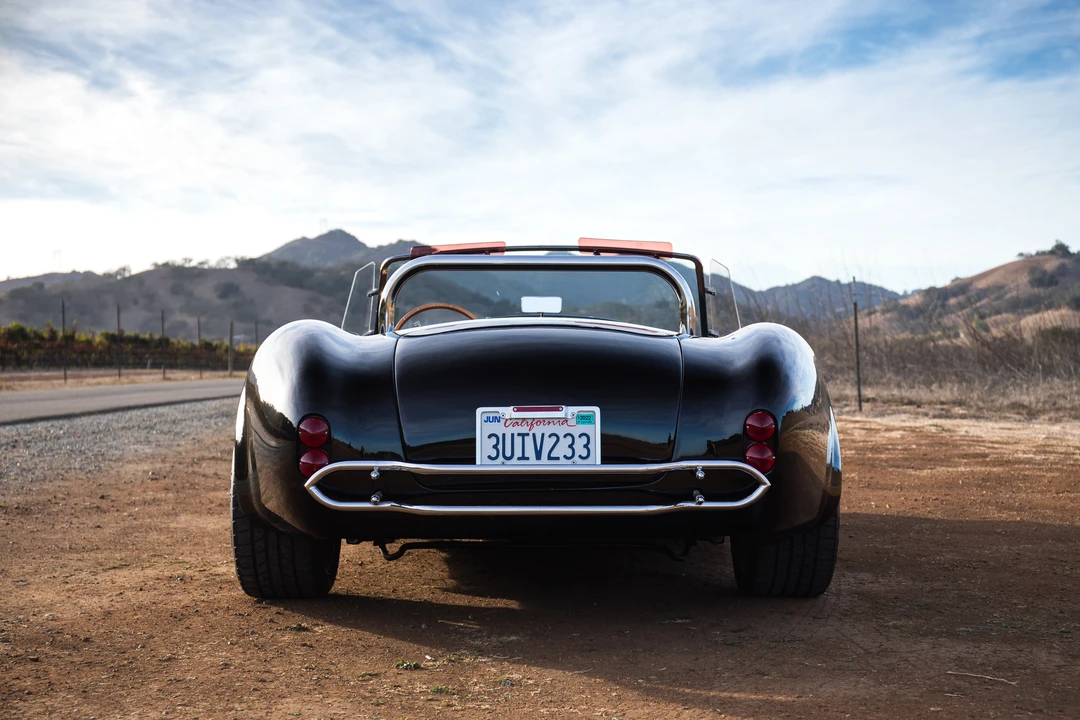 Shelby Cobra Replica - Image 12 of 31