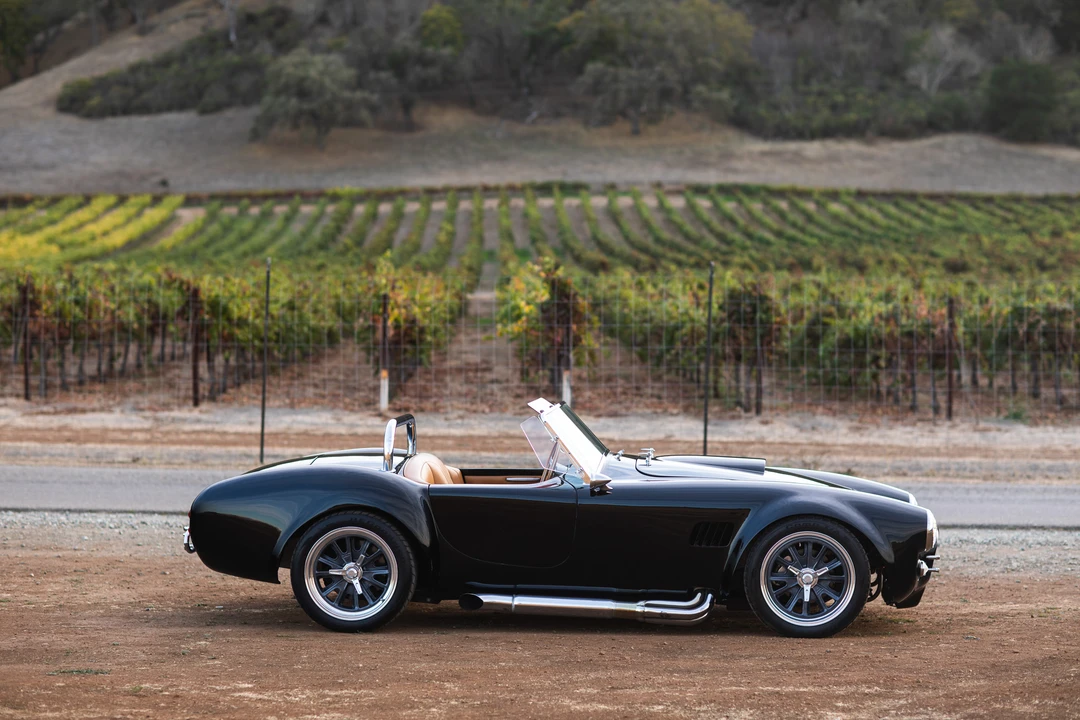Shelby Cobra Replica - Image 26 of 31