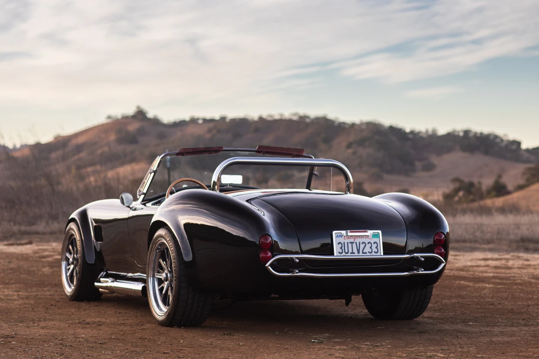 Shelby Cobra Replica - Image 30 of 31