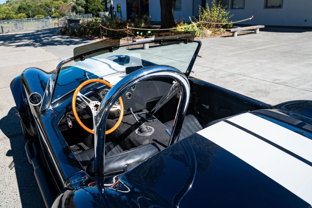 Shelby Cobra Replica - Image 20 of 31