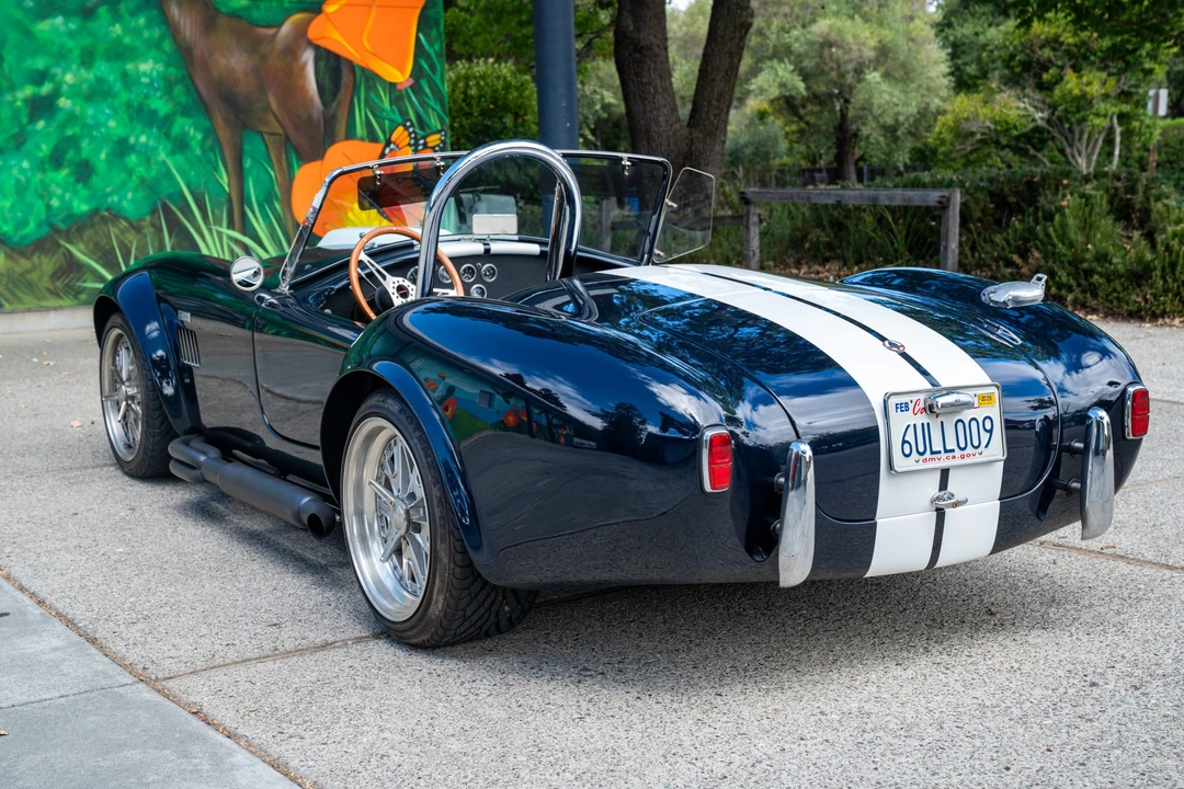 Shelby Cobra Replica - Image 8 of 31