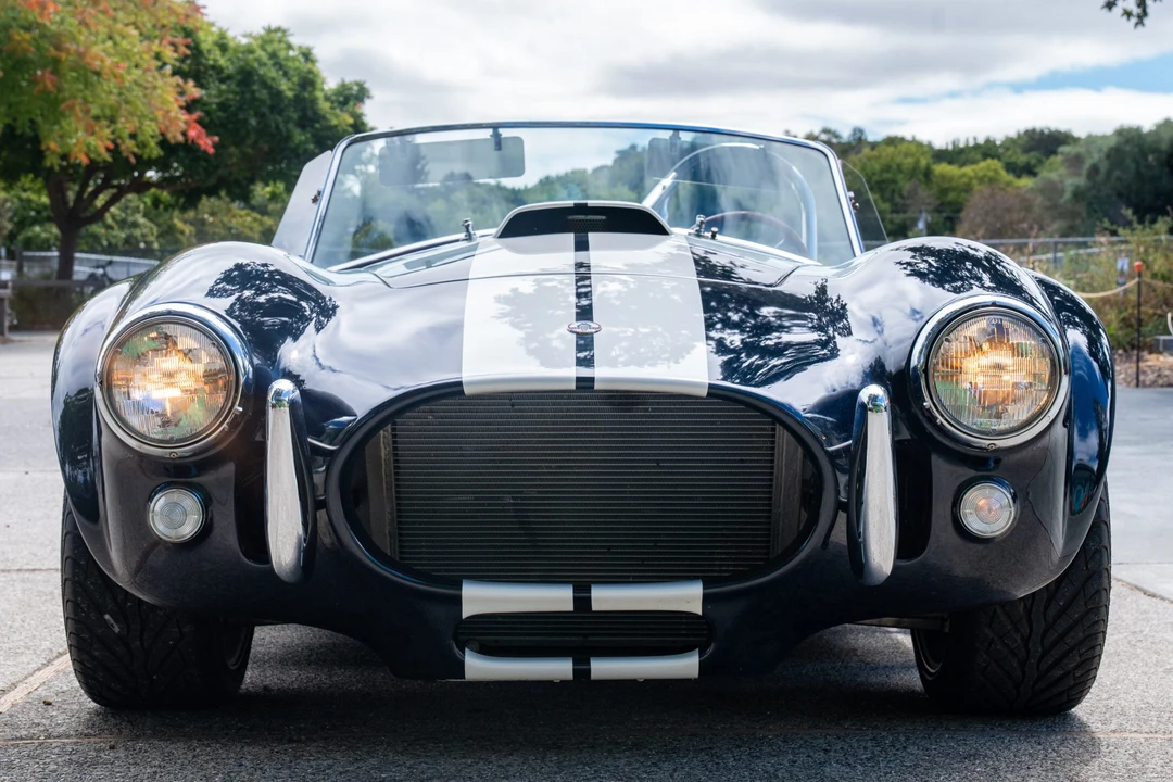Shelby Cobra Replica - Image 12 of 31