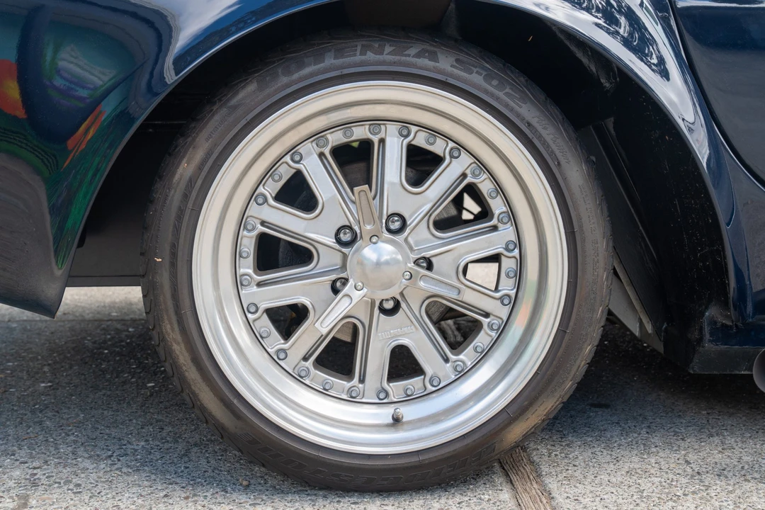 Shelby Cobra Replica - Image 27 of 31