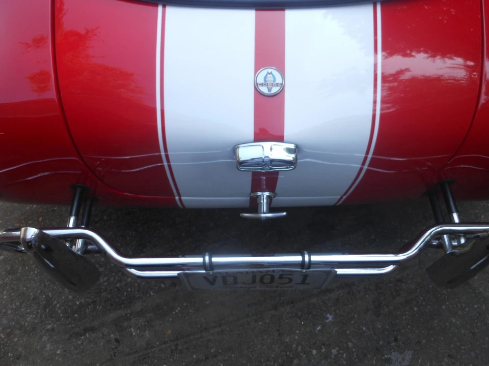 Shelby Cobra Replica - Image 20 of 31