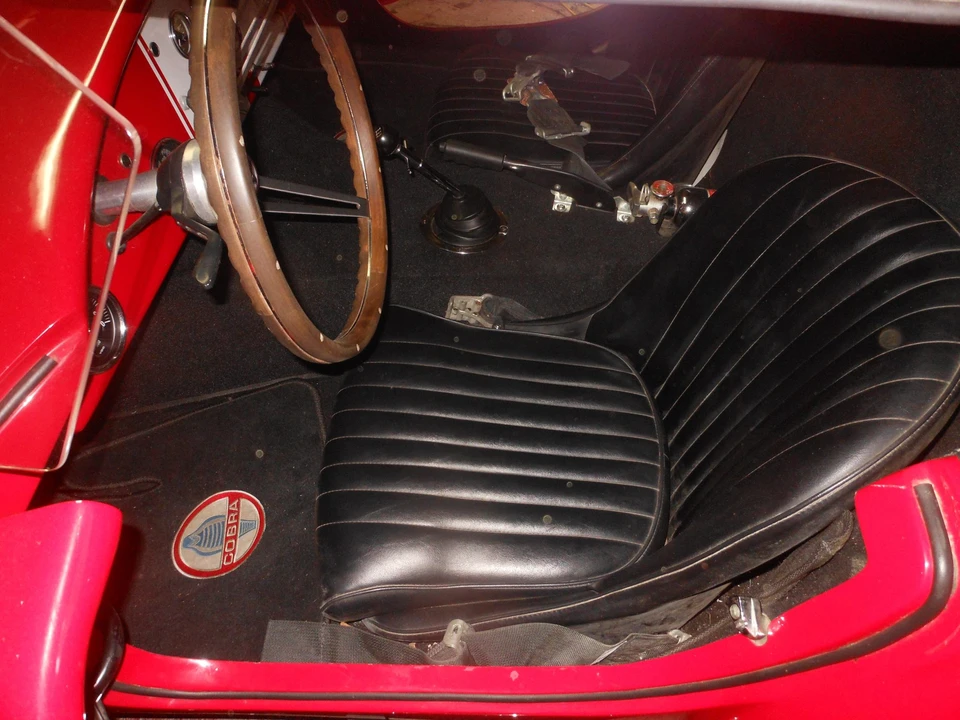Shelby Cobra Replica - Image 24 of 31