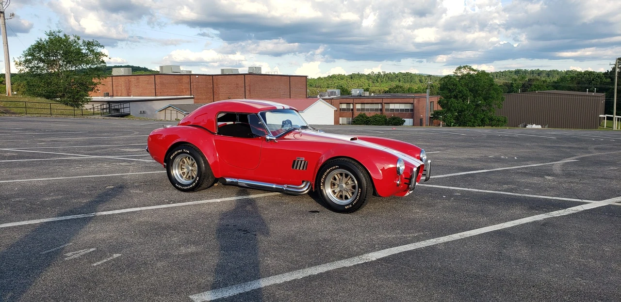 Shelby Cobra Replica - Image 14 of 31