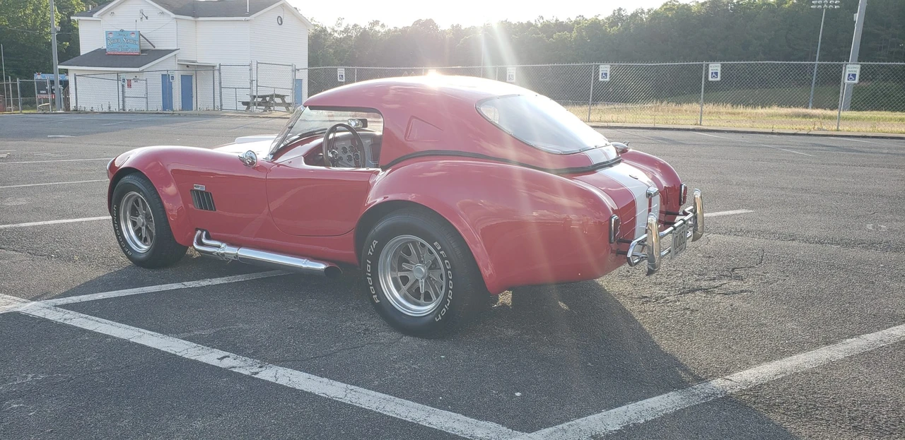 Shelby Cobra Replica - Image 10 of 31