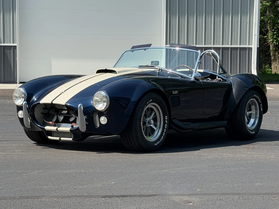 Shelby Cobra Replica - Image 13 of 31