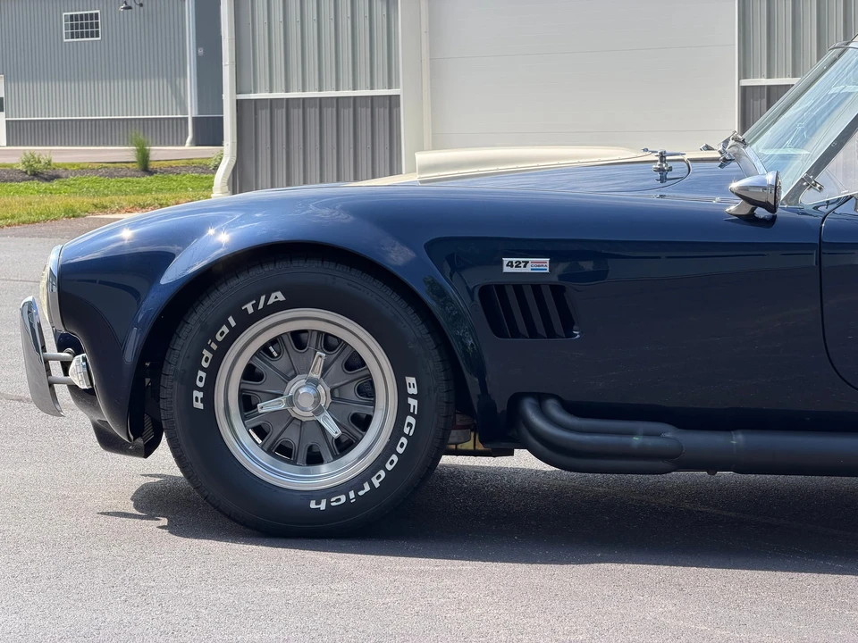 Shelby Cobra Replica - Image 18 of 31