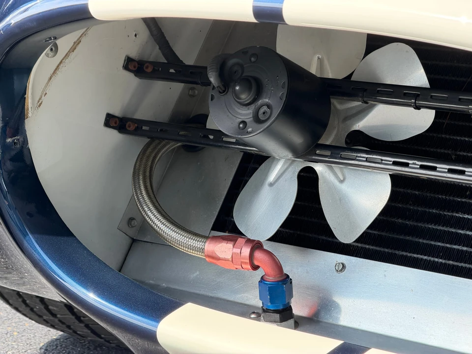 Shelby Cobra Replica - Image 24 of 31