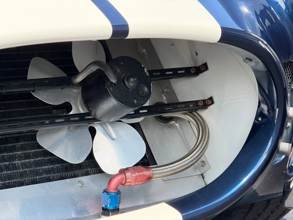 Shelby Cobra Replica - Image 25 of 31